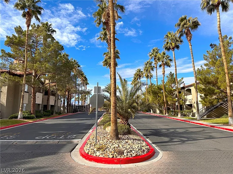 9000 Las Vegas Blvd #1073 — Photo 31