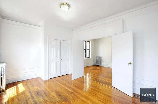 Rented by Bond New York | media 10
