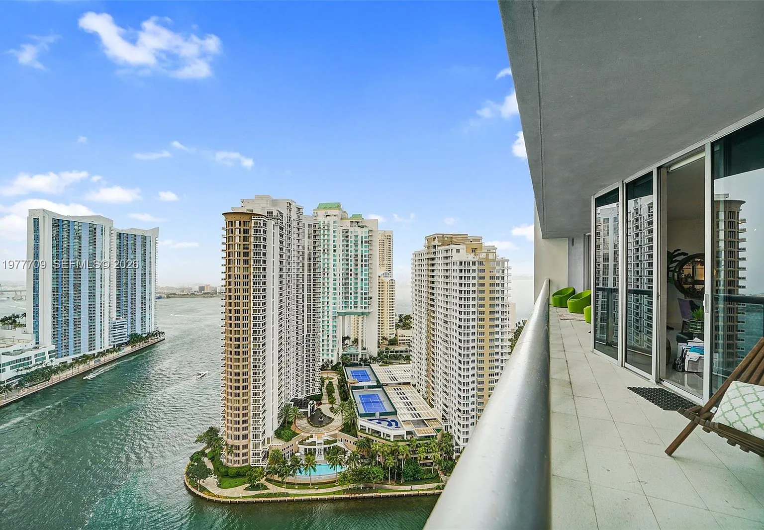 Icon Brickell No Two — Photo 1