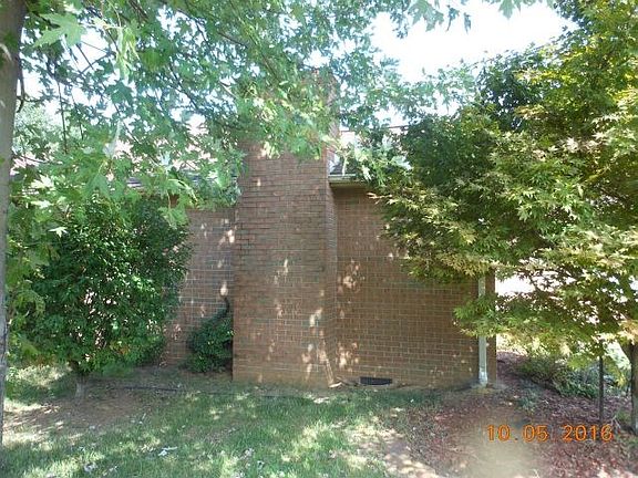 3rd image of 4899 Fond Du Lac Dr