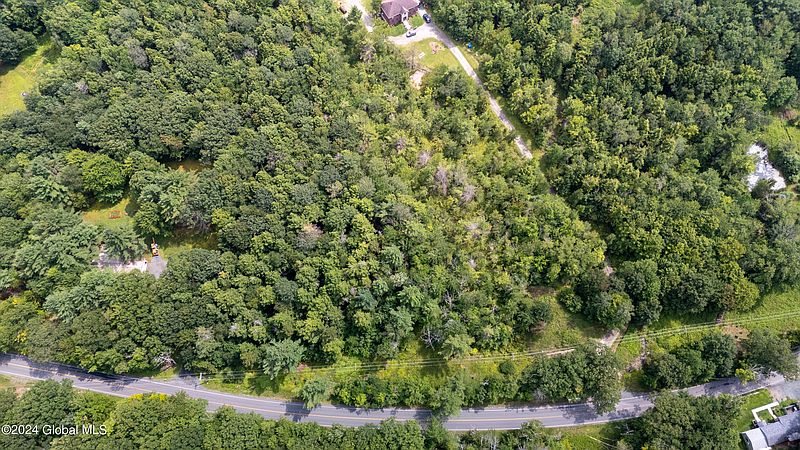 4th image of 380 Babcock Lake Road
