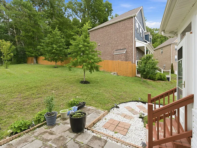 1101 Knobcrest Ct — Photo 34
