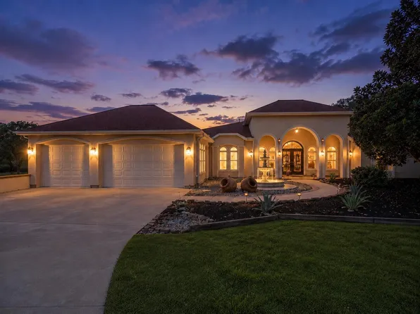 3124 Willow Oak Ln, Sealy, TX 77474