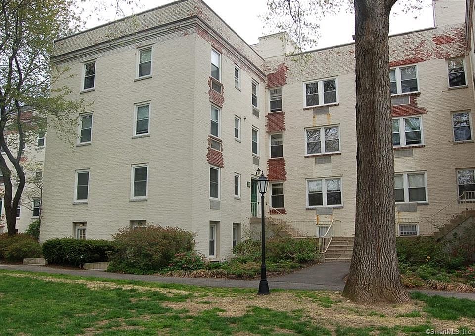 1st image of 138 Woodside Grn APT 1C
