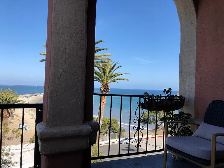 3rd For Community Balcony