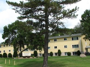 105 Green Oaks Dr, Edinboro, PA