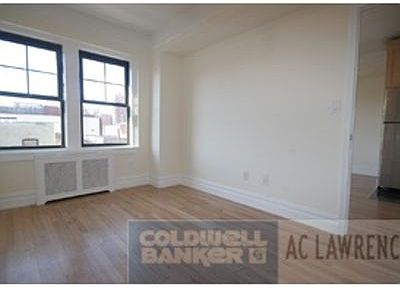 2nd image of 95 Christopher St APT 0003O