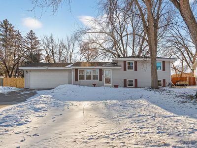 8601 Cherokee Dr N, Brooklyn Park, MN, 55428