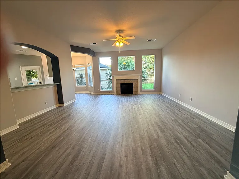 2303 Chelsea Ridge Ct — Photo 14