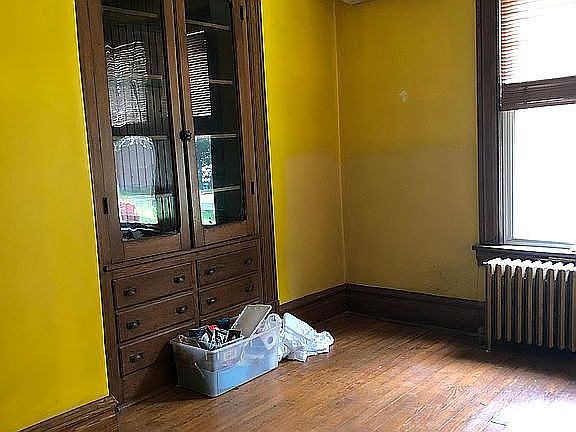 5th image of 417 George St