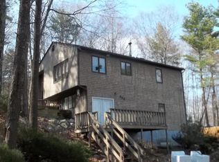 986 Knotty Oak Rd, Coventry, RI 02816