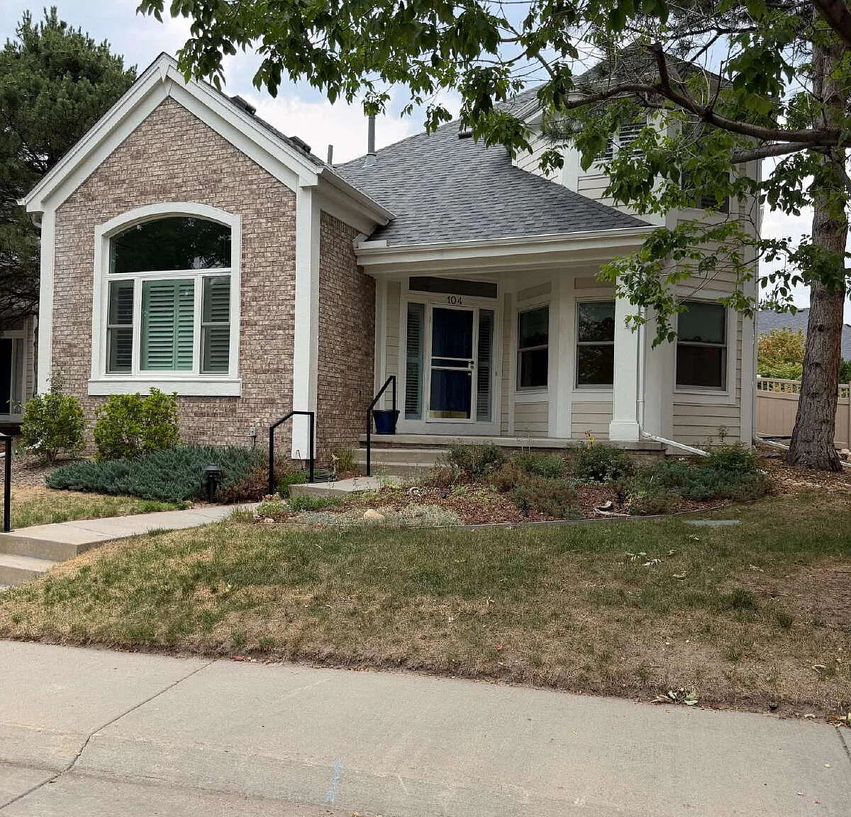 4 bed, 3.0 bath, 3124 sqft, $3,300 — Photo 1