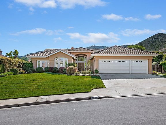 2nd image of 1668 Skyridge Ct