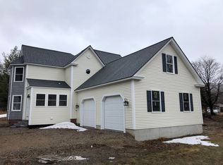 16 School St, Gorham, NH 03581