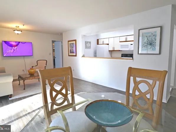 1024 Governor House Cir #112, Wilmington, DE 19809