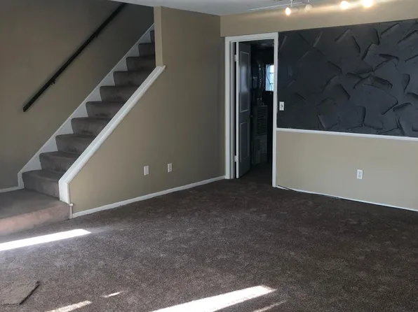 762 Mentor Ave APT 55, Painesville, OH 44077