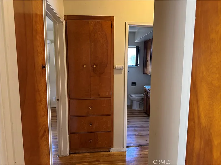 831 W Harvard Pl — Photo 14