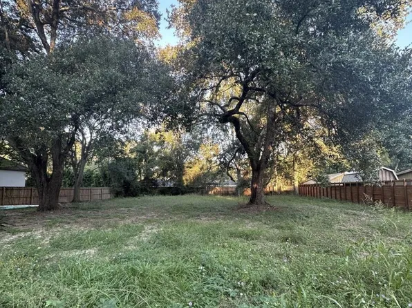 1257 Lee Dr, Baton Rouge, LA 70808