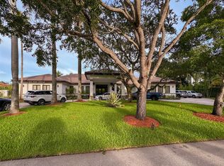 10300 SW 90th Ave, Miami, FL 33176