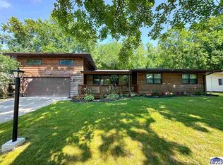 140 E Lawrin Blvd, Terre Haute, IN 47803