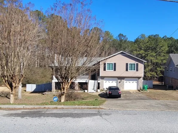 4305 Bending River Trl SW, Lilburn, GA 30047