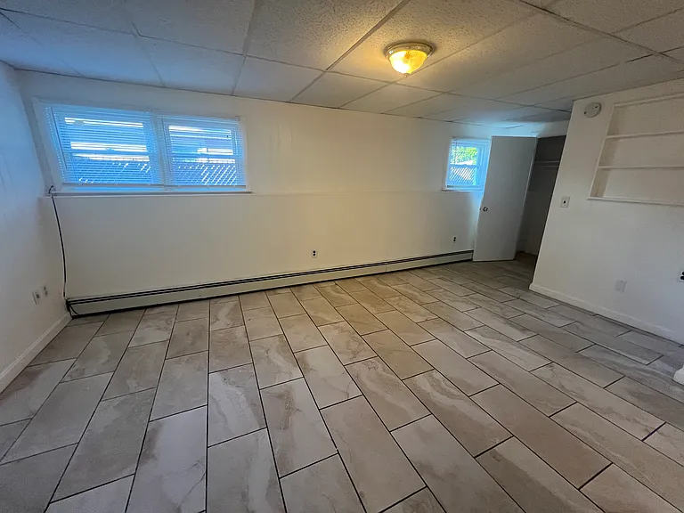 18 Woodside Ave #1 — Photo 4
