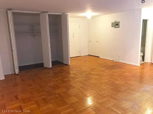1st image of 350 E 52nd St APT 4B