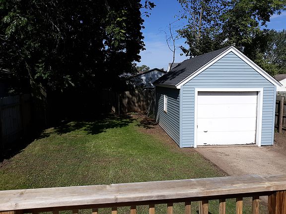 4th image of 2501 Lola St SW