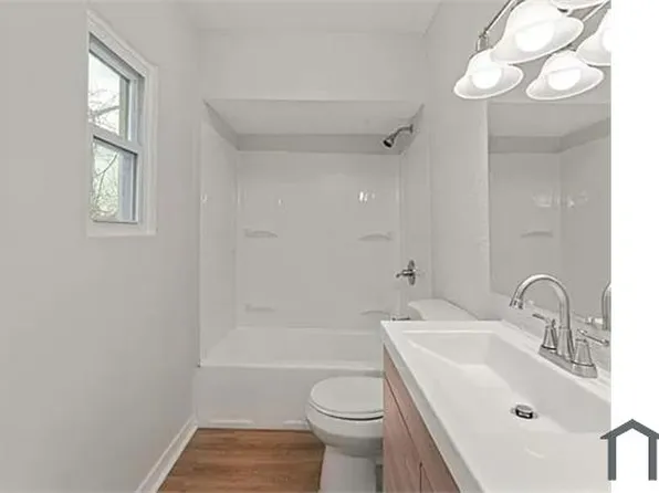 653 Illinois Ave, Pittsburgh, PA 15221