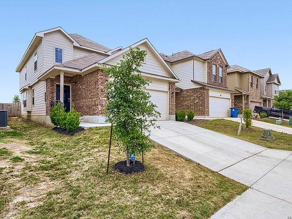 3rd image of 10542 Green Lake Dr