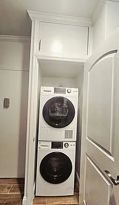 Laundry, photo 1