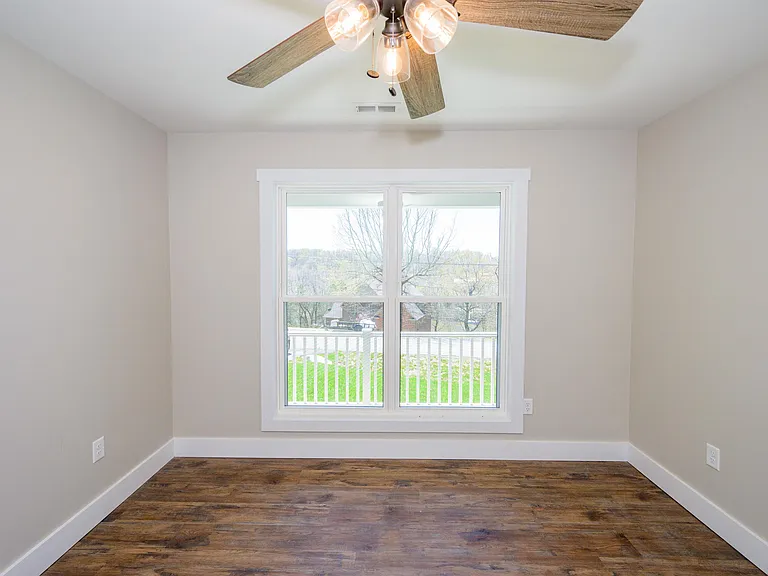 299 Hampton Rd — Photo 46