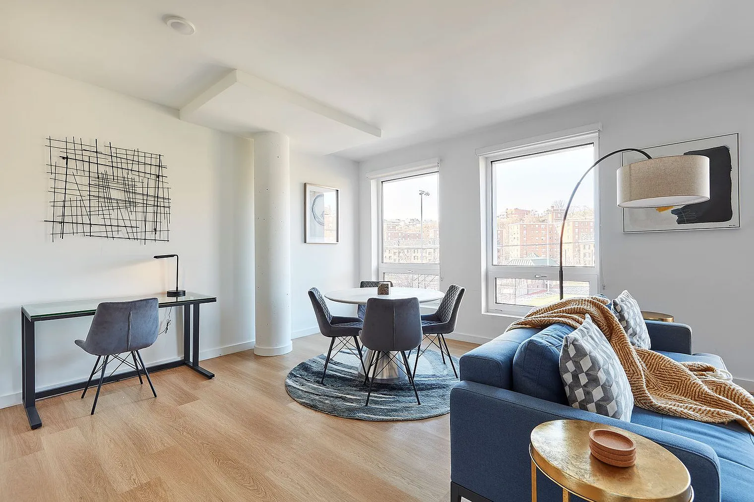 2 bed, 2.0 bath, 1162 sqft, $10,601 — Photo 2