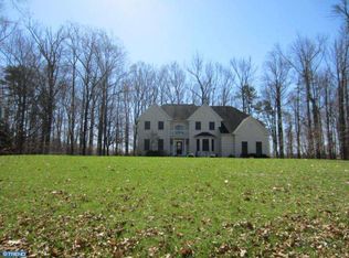 6 Pine Acres Dr, Medford, NJ 08055