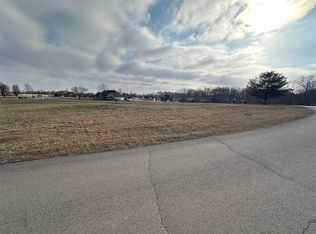 18 The Trace Dr, Alvaton, KY 42122