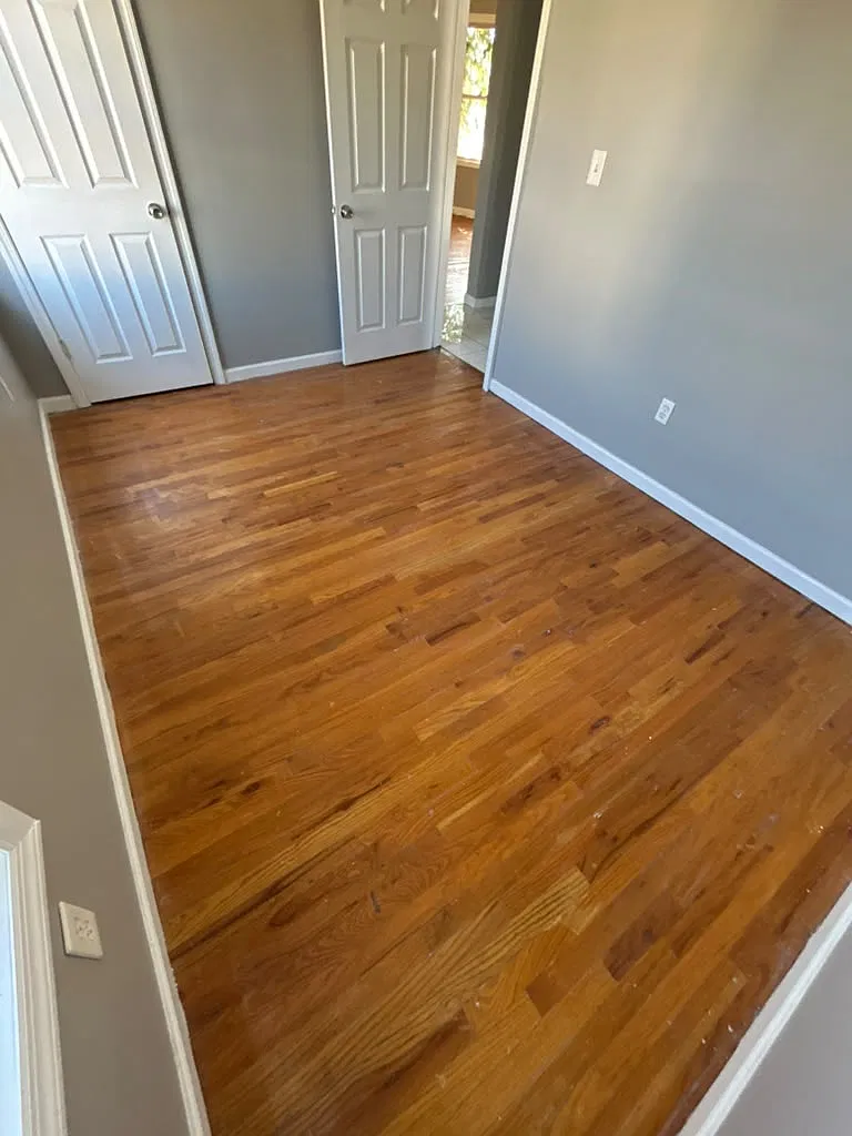 3 bed, $2,200 — Photo 2
