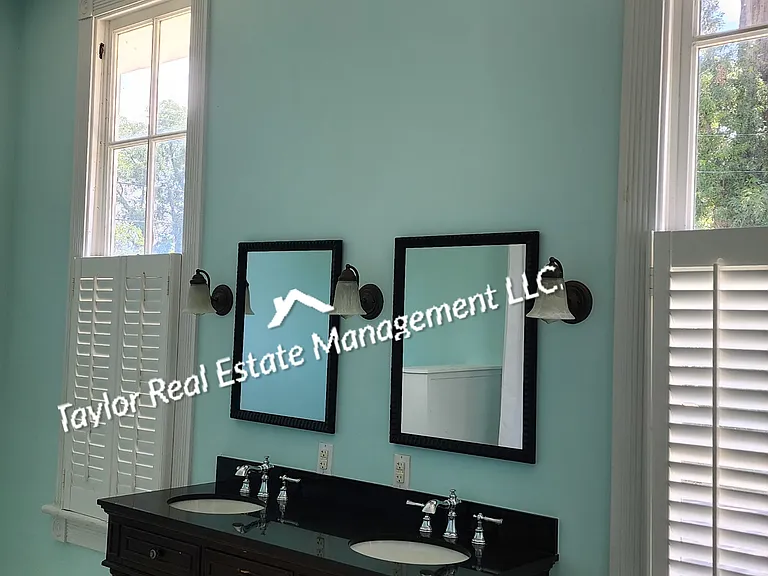 1100 N Montgomery Ave — Photo 6