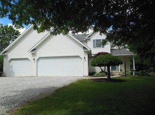 9740 Crows Nest Ln, Litchfield, OH 44253