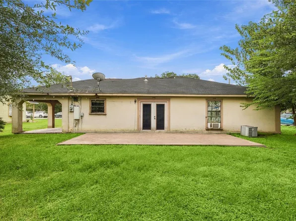 11005 Wiggins St, Houston, TX 77029