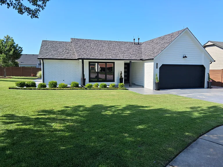 1305 W Southpark St S — Photo 37