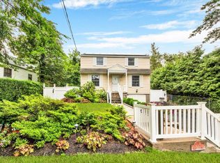 2356 Palmer Ave, New Rochelle, NY 10801