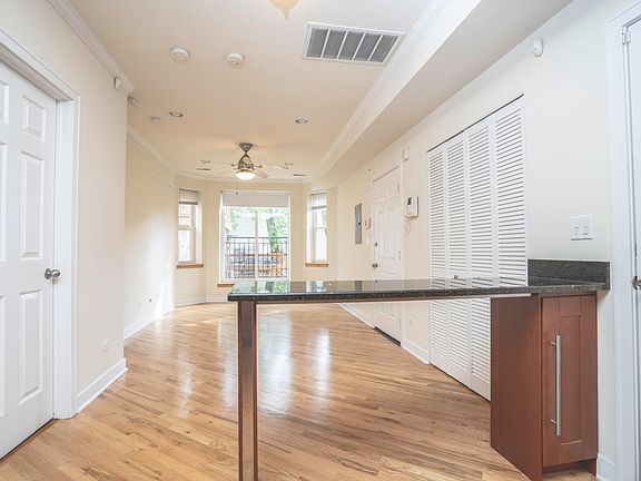 4th image of 3916 N Kedvale Ave APT 1