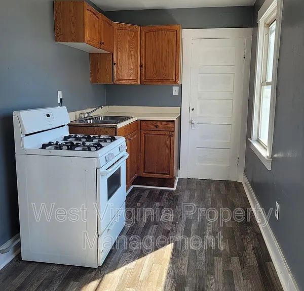 119 Route 60 — Photo 13
