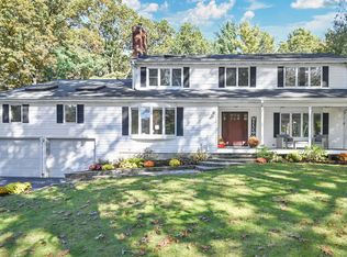 129 Hollow Brook Rd, Windsor, CT 06095