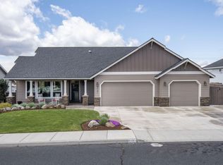 3131 SW Cascade Vista Dr, Redmond, OR 97756