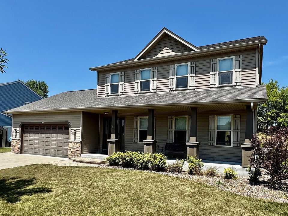 1st image of 720 Summerset DRIVE