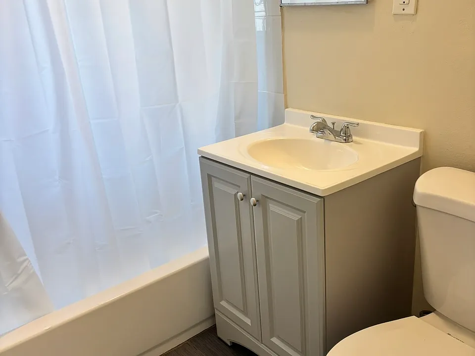 113 W Century Blvd #2