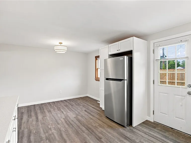 1685 Brodhead Rd #1 — Photo 9