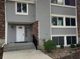 10104 W 96th St APT D, Overland Park, KS 66212