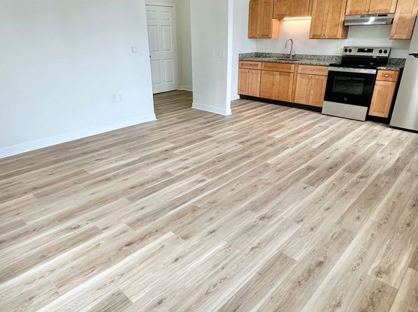 59 S High St APT 1A